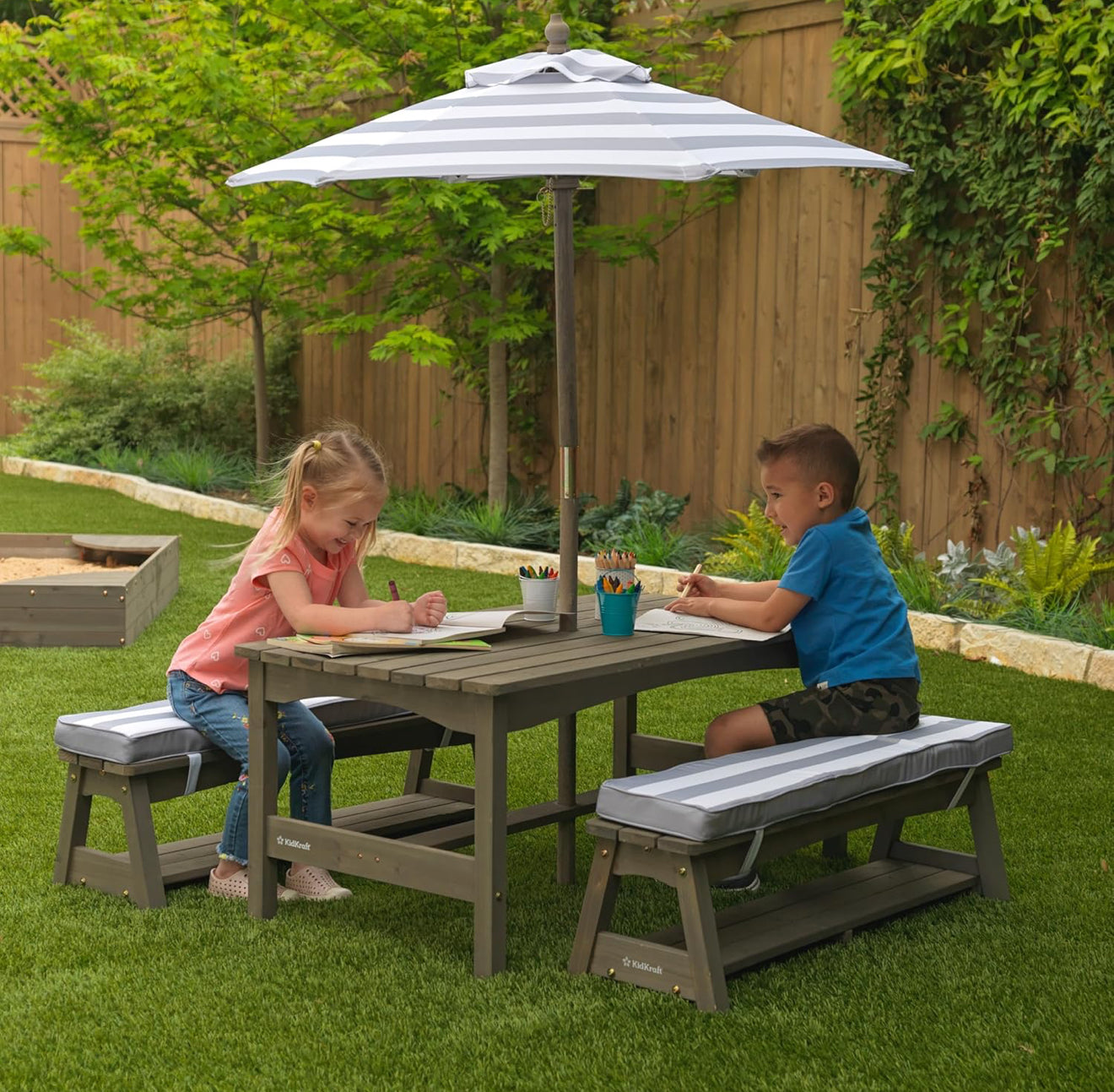 Mesa y Bancos Bambini